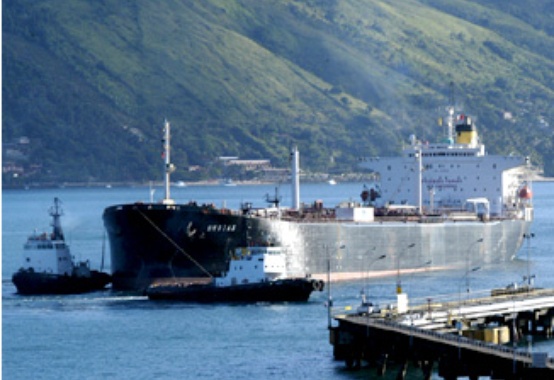 Petrobras assina contratos para afretamento de seis navios Panamax Petrobras assina contratos para afretamento de seis navios Panamax