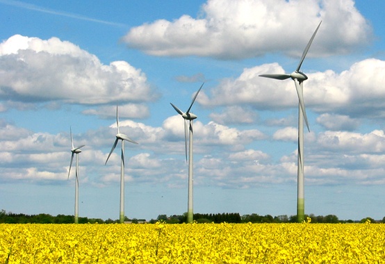Fontes limpas e renováveis correspondem a 83% da energia gerada no Brasil Fontes limpas e renováveis correspondem a 83% da energia gerada no Brasil