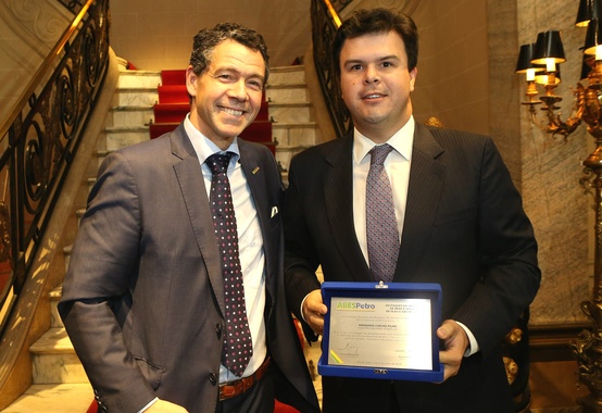 Na última sexta-feira o ministro Fernando Coelho Filho foi homenageado durante evento da ABESPetro no Rio Na última sexta-feira o ministro Fernando Coelho Filho foi homenageado durante evento da ABESPetro no Rio