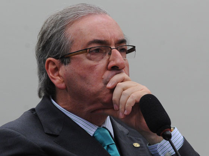 Vice-líder do governo na Câmara pedirá afastamento temporário de Cunha