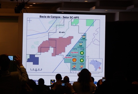 Petrobras se associa para fincar pé na bacia de Campos Petrobras se associa para fincar pé na bacia de Campos
