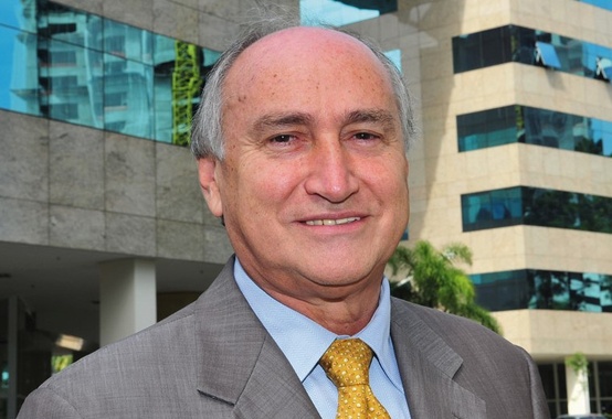Fernando Figueiredo da Abiquim diz a Temer que setor pode ajudar cadeia produtiva da economia Fernando Figueiredo da Abiquim diz a Temer que setor pode ajudar cadeia produtiva da economia