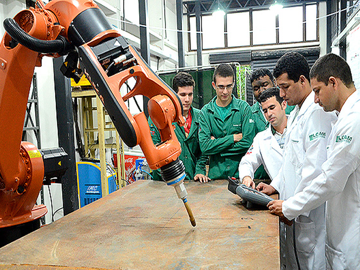 UFPA desenvolve robô soldador