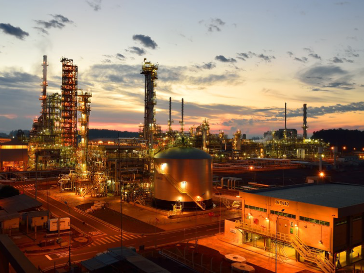 Petrobras baixa preço nas refinarias: gasolina em 5,4% e diesel em 3,5%
