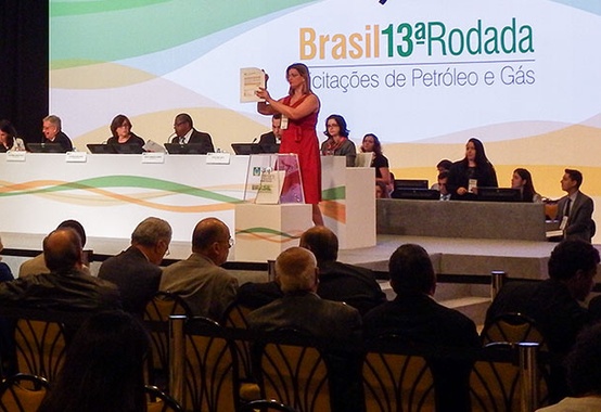 Alguns blocos arrematados e muitos sem oferta Alguns blocos arrematados e muitos sem oferta