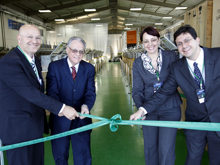 Schneider Electric inaugura nova fábrica em Curitiba