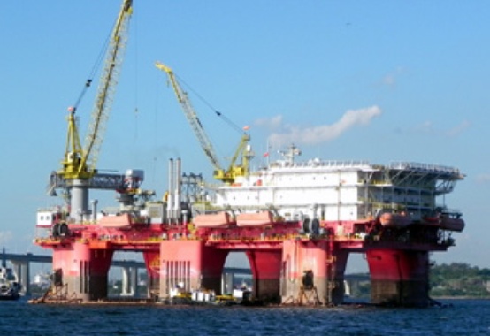 Petrobras recebe nova plataforma de serviço para a Bacia de Campos Petrobras recebe nova plataforma de serviço para a Bacia de Campos