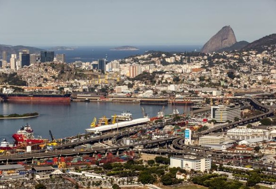 R$ 210 milhões para obras de dragagem R$ 210 milhões para obras de dragagem