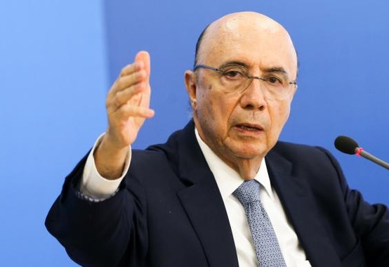 Economia brasileira deverá sair da recessão ainda no primeiro trimestre de 2017, diz Meirelles Economia brasileira deverá sair da recessão ainda no primeiro trimestre de 2017, diz Meirelles