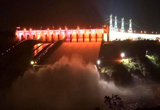 Itaipu está escoando duas Cataratas do Iguaçu por segundo