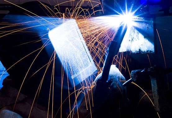 CNI: faturamento da indústria cresce 3,8% em 2013 CNI: faturamento da indústria cresce 3,8% em 2013