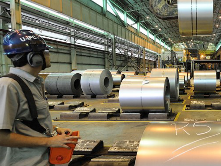 Produção industrial cai 9,8% de janeiro a maio