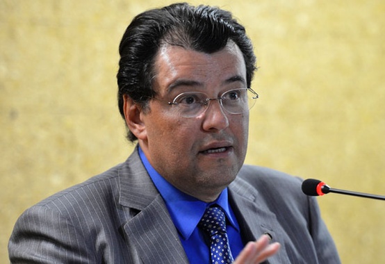 Braga: judicializar pagamento da energia pode 'fraturar' estabilidade do setor Braga: judicializar pagamento da energia pode 'fraturar' estabilidade do setor
