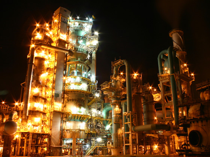 Para concluir refinarias, Petrobras poderá negociar com empresas estrangeiras