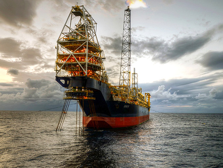OGX afirma que fluxo de petróleo em Tubarão Martelo está normalizado