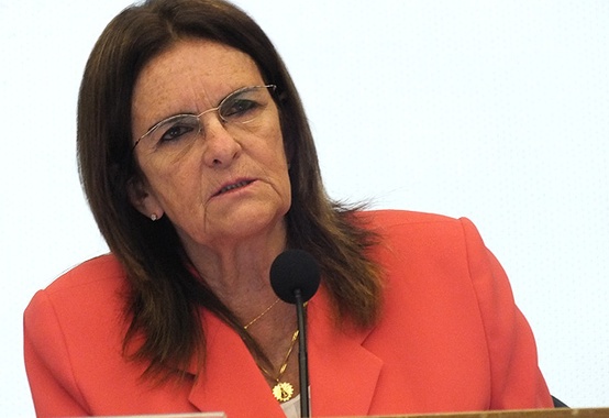 Graça Foster: 2013 será difícil, mas exequível Graça Foster: 2013 será difícil, mas exequível