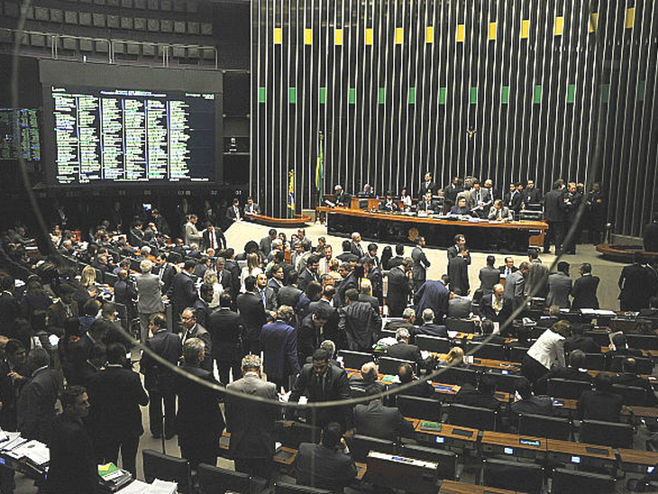 Texto-base de projeto com medidas de combate à corrupção é aprovado na Câmara