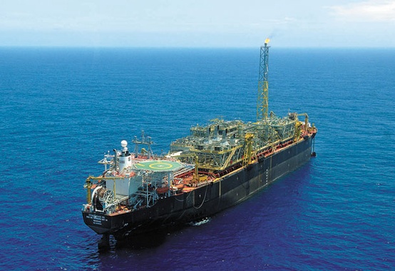 Parte dos petroleiros volta ao trabalho Parte dos petroleiros volta ao trabalho