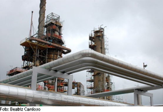 Petrobras assina contrato para construção dos off-sites das Unidades de Hidrotratamento de Diesel Petrobras assina contrato para construção dos off-sites das Unidades de Hidrotratamento de Diesel