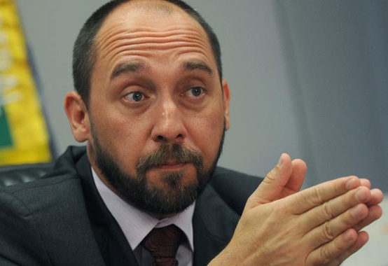 AGU: Caso Lava-Jato afeta meio milhão de empregos AGU: Caso Lava-Jato afeta meio milhão de empregos