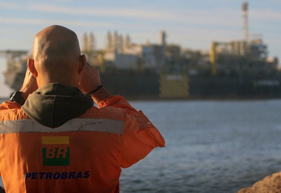 Petrobras apresenta nova proposta de Acordo Coletivo de Trabalho Petrobras apresenta nova proposta de Acordo Coletivo de Trabalho