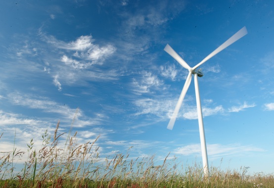 Introdução à Energia Eólica: Sustentabilidade, Mercado e Aplicações Introdução à Energia Eólica: Sustentabilidade, Mercado e Aplicações