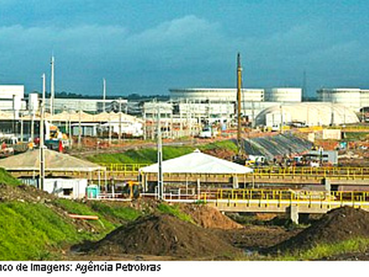 Abreu e Lima e Suape estão em ritmo acelerado, diz diretor de Abastecimento da Petrobras