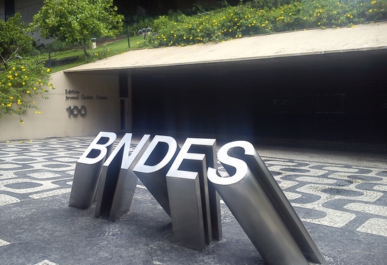 BNDES e IFC lançam estudo sobre estruturação de projetos de PPP BNDES e IFC lançam estudo sobre estruturação de projetos de PPP