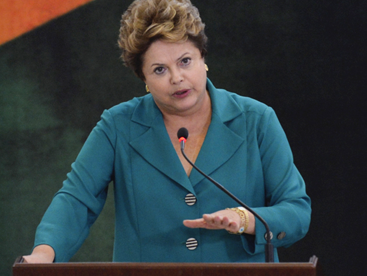 Dilma sanciona lei que destina royalties do petróleo para saúde e educação