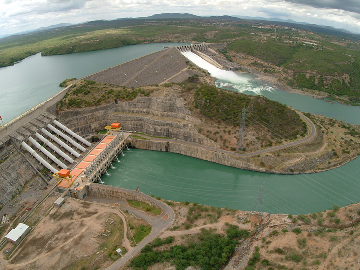 Brasil: risco de 0,1% de déficit de energia este ano