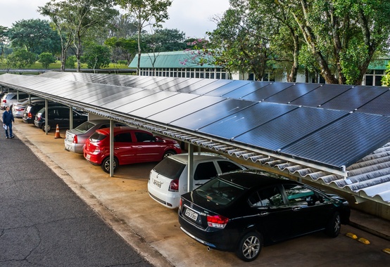 Sistema de painéis fotovoltaicos começa a gerar economia para a Itaipu