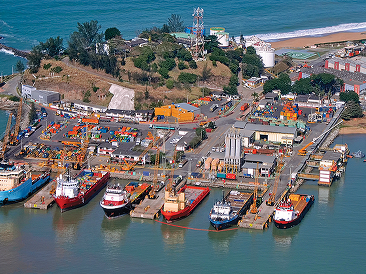 Movimentação de carga no porto de Macaé cresceu 25% em 2014