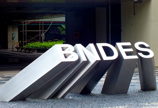 Desembolsos do BNDES somam R$ 73 bi até maio Desembolsos do BNDES somam R$ 73 bi até maio