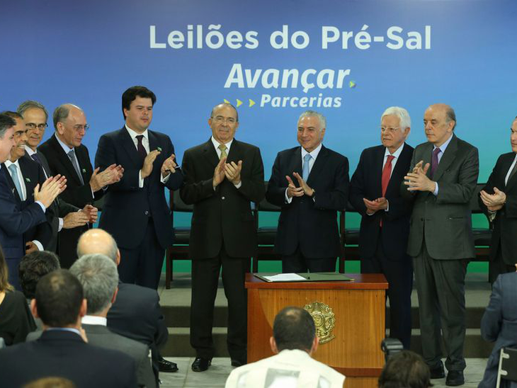 Seis contratos para exploração do pré-sal foram assinados na última quarta-feira (31/01)