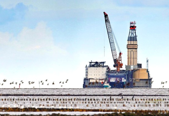 Petroleira alemã DEA AG, sediada em Hamburgo, quer 50% nos blocos da Karoon na Bacia de Santos Petroleira alemã DEA AG, sediada em Hamburgo, quer 50% nos blocos da Karoon na Bacia de Santos