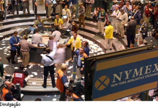 Petróleo em NY fecha no nível mais alto desde 2008 Petróleo em NY fecha no nível mais alto desde 2008