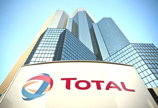 Com um valor global estimado de US$ 2,2 bilhões em acordos, Petrobras e Total avançam na aliança estratégica Com um valor global estimado de US$ 2,2 bilhões em acordos, Petrobras e Total avançam na aliança estratégica