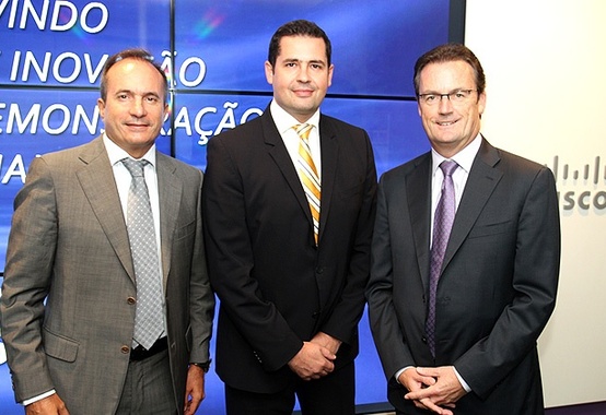 Cisco inaugura centro de inovação no Rio Cisco inaugura centro de inovação no Rio