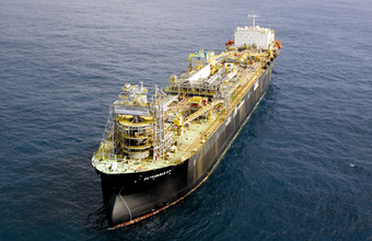 Petrobras controla vazamento de óleo na Bacia de Campos