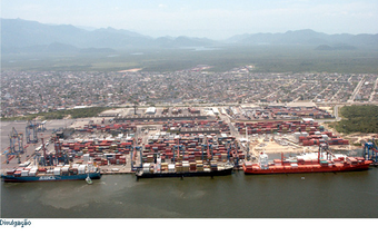 Porto de Santos terá estudo para melhorar logística