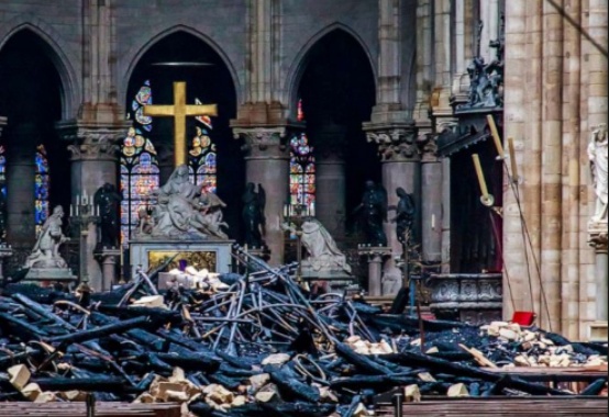 A francesa Total irá doar 100 milhões de euros para a recuperação da Notre-Dame A francesa Total irá doar 100 milhões de euros para a recuperação da Notre-Dame
