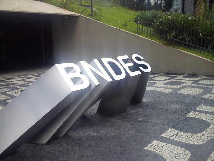 BNDES melhora condições de apoio ao investimento