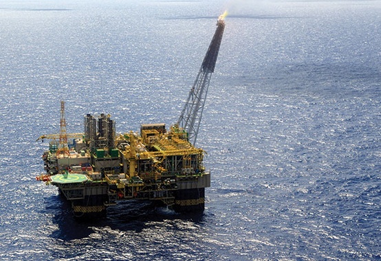 Produção de petróleo cresce 13,3% e a de gás 16% em novembro na comparação com o ano passado Produção de petróleo cresce 13,3% e a de gás 16% em novembro na comparação com o ano passado