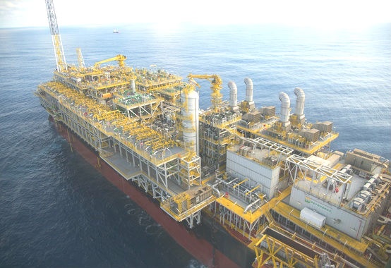 Decisão da Opep e câmbio podem estimular Petrobras a subir preços, dizem analistas Decisão da Opep e câmbio podem estimular Petrobras a subir preços, dizem analistas