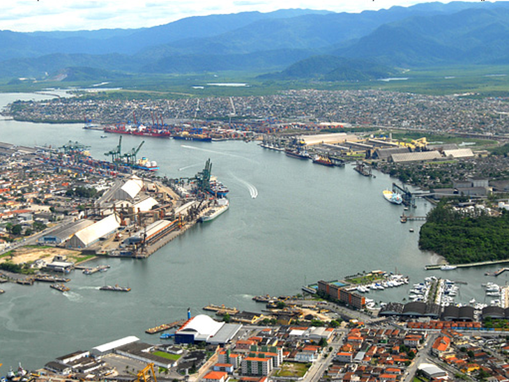 Porto de Santos deverá triplicar capacidade nos próximos 15 anos 