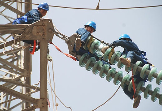 China alcançou US$ 32 bilhões em investimentos no exterior em energia limpa em 2016, um recorde China alcançou US$ 32 bilhões em investimentos no exterior em energia limpa em 2016, um recorde