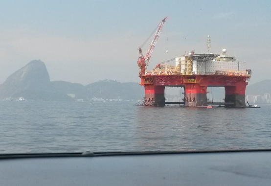 Aprovada a MP 795/2017 que dá incentivos a petrolíferas, com alterações ela volta à Câmara Aprovada a MP 795/2017 que dá incentivos a petrolíferas, com alterações ela volta à Câmara