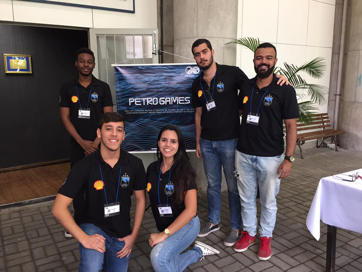 Alunos de Engenharia da UFRJ vão à Bolívia representar o país em competição internacional sobre indústria de petróleo