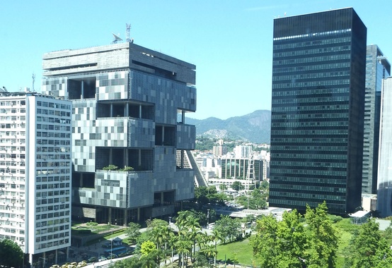 MP do Rio analisa acordos do governo do estado com Petrobras e empresas de telefonia MP do Rio analisa acordos do governo do estado com Petrobras e empresas de telefonia
