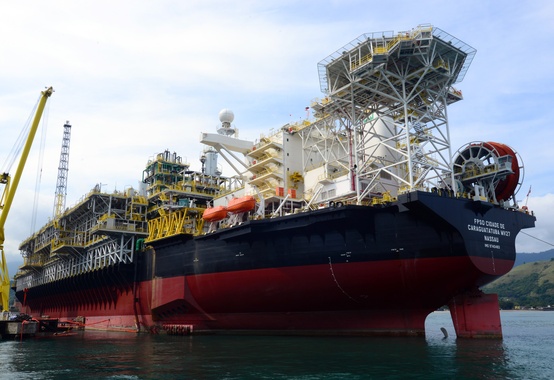 FPSO Cidade de Caraguatatuba chega ao pré-sal na Bacia de Santos FPSO Cidade de Caraguatatuba chega ao pré-sal na Bacia de Santos